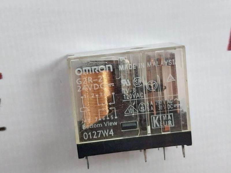 Lot of 4X Omron G2R-2 Relay Plug 5A 250V AC/30V DC 0127W4