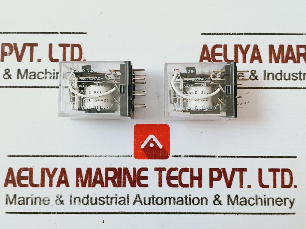 Lot of 4X Omron MY2 24VDC Latching Relay 5A 250VAC, 5A 28V-DC1