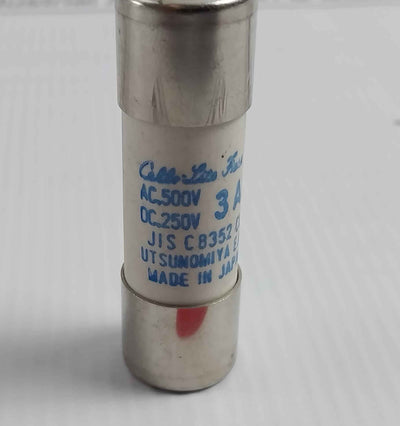 Lot Of 4x Utsunomiya Uc1 Fuse 3a 500v Ac/250v Dc