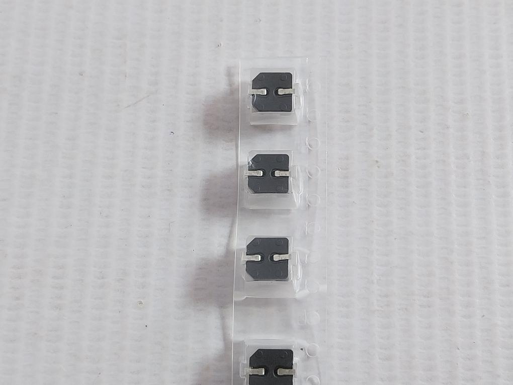 Lot Of 50X Aluminium Electrolytic Capacitor 5985-afk50V10-f Mouser 50V