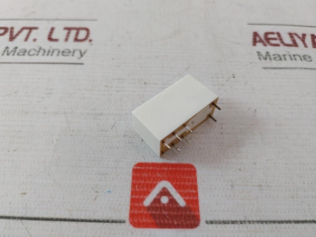 Lot of 5X Finder 41.52.9.024.0010 PCB Mount Relay 8A 250V- M08A