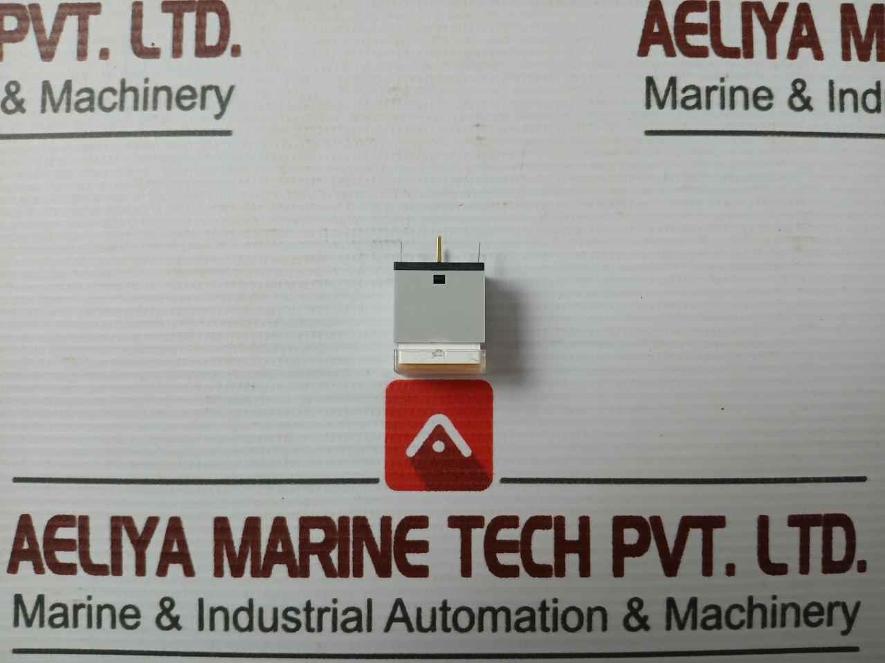 Lot Of 5X Nippon Denyo 713 Switch 712A-5-y With New Condition