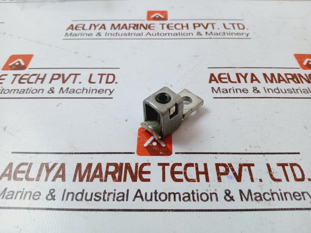 Lot of 5X Ol-Yleisliitin Universal Connector 6-70M 5.6 Nm T1