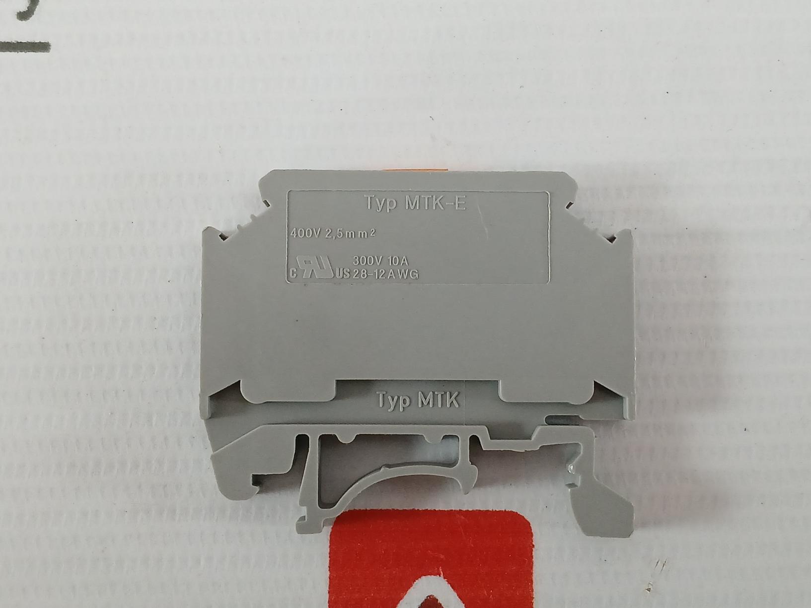 Lot Of 60X Phoenix Contact 300V 10A Disconnect Terminal Block Mtk-e