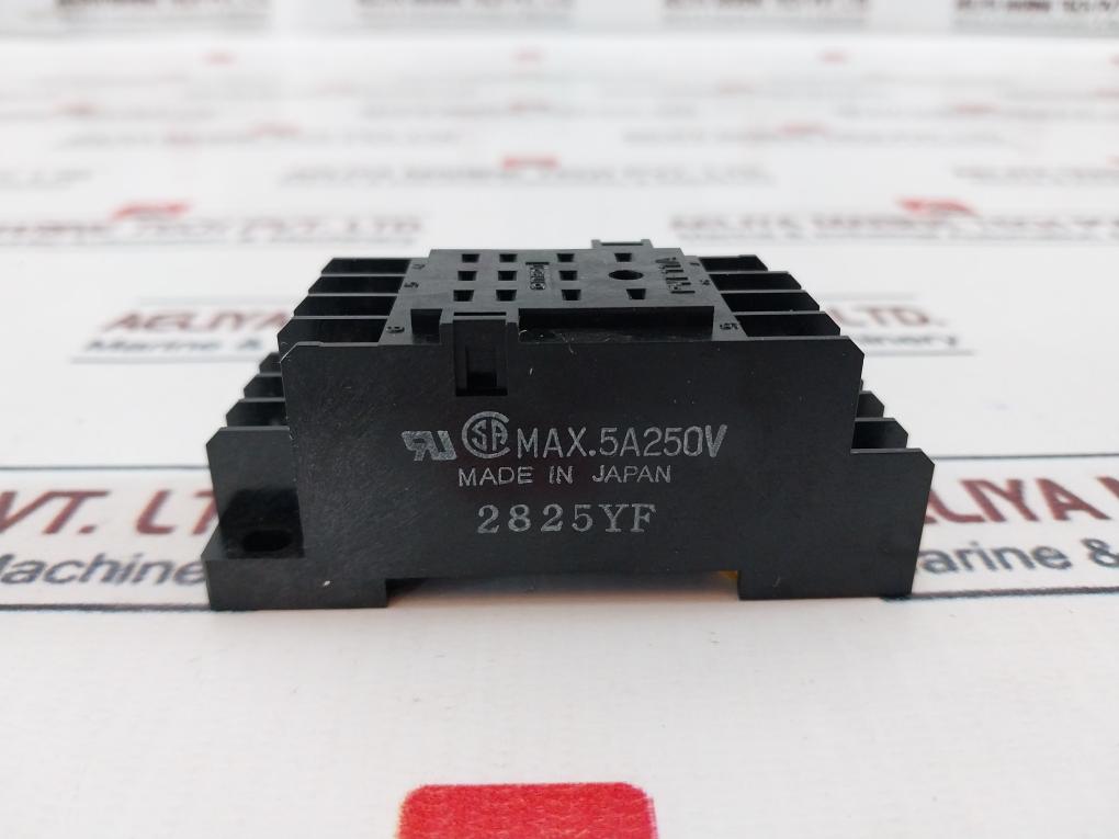 Lot of 6X OMRON PYF11A Relay Socket 250V 5A 2-M4X10