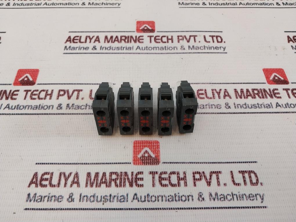 Lot Of 6X Schneider Electric ZBV-M4 Light Block 230V-240V~