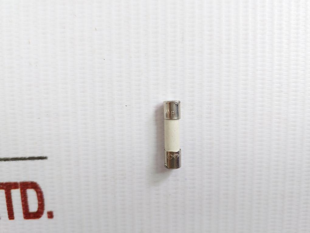 Lot Of 7X Littelfuse Ceramic Cartridge Fuse 0216005.Vxp