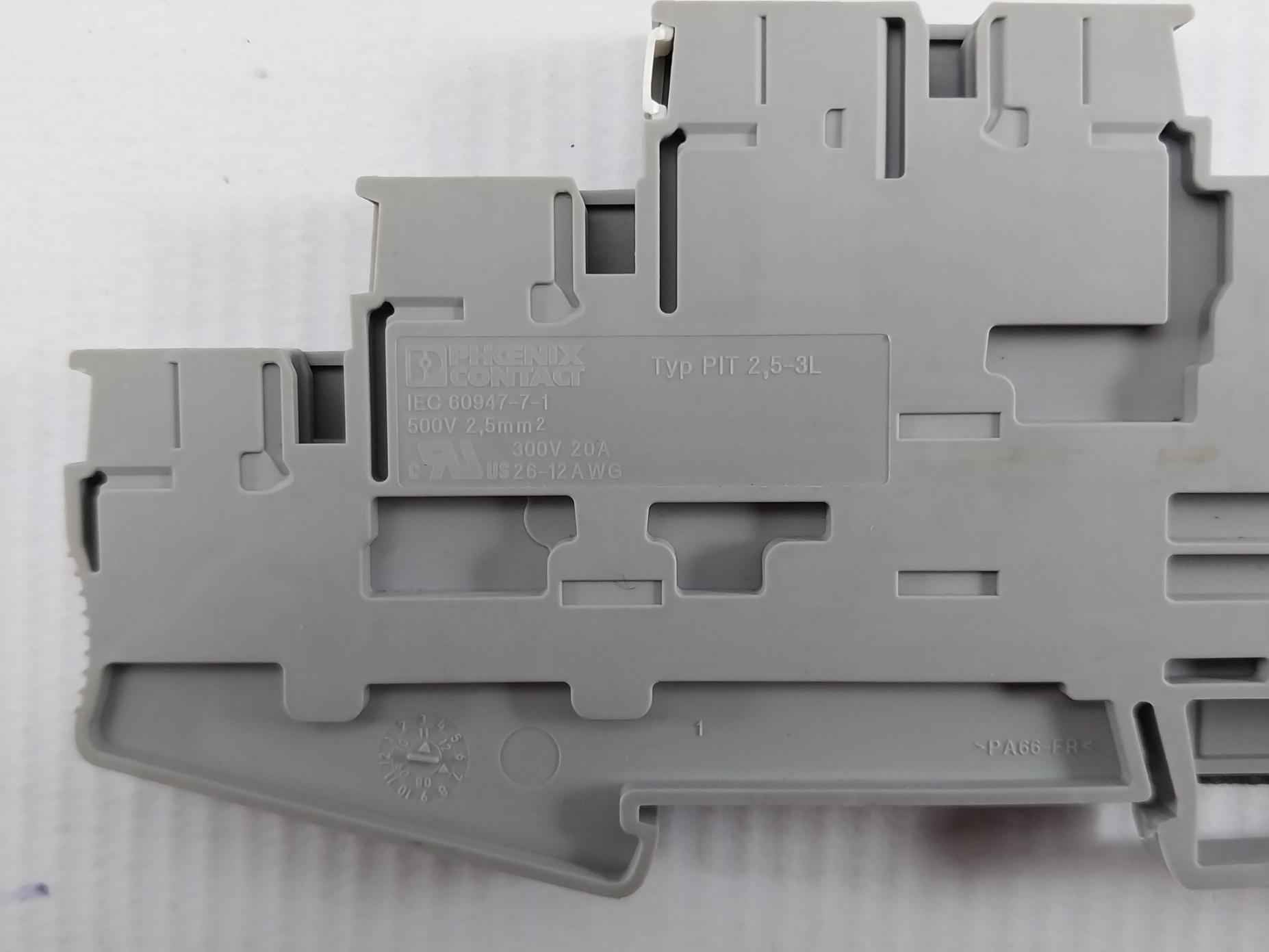 Lot Of 7X Phoenix Contact D-pit 2,5-3L Terminal Block 300V 20A