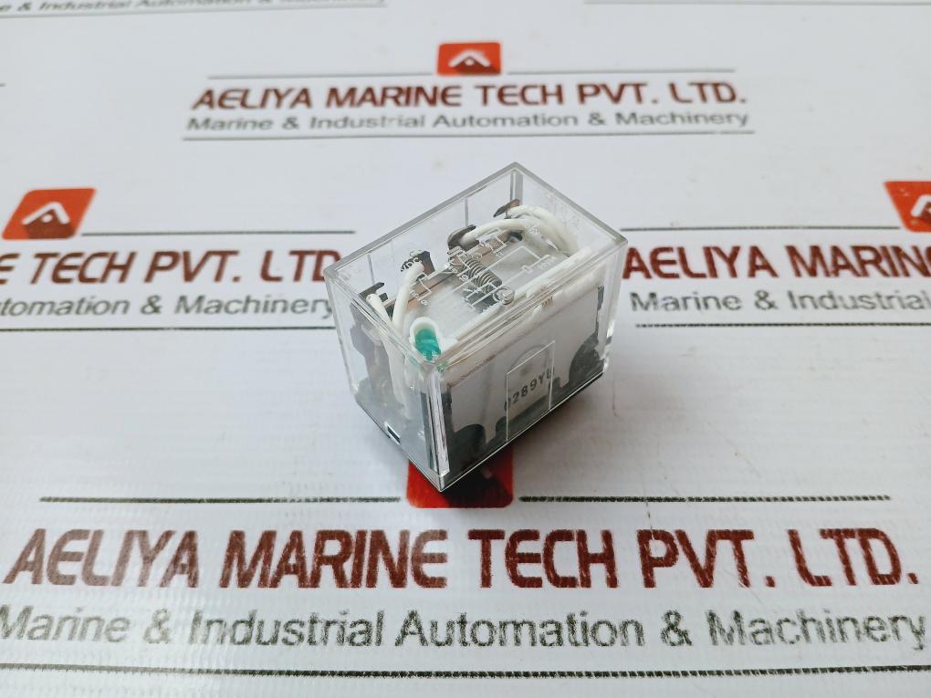 Lot of 7X Omron LY4N-D2 Relay 10A 110VAC/10A 240VAC, 24VDC 0289YU