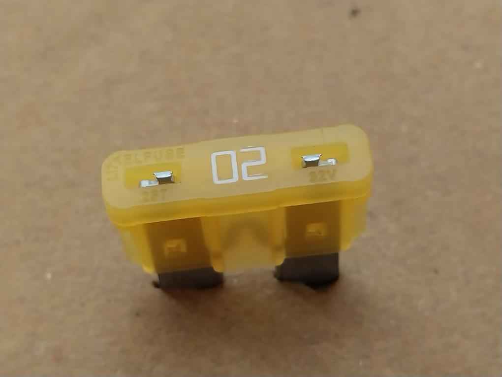 Lot Of 99X Littelfuse 0287020.Pxcn Blade Fuse 26032361