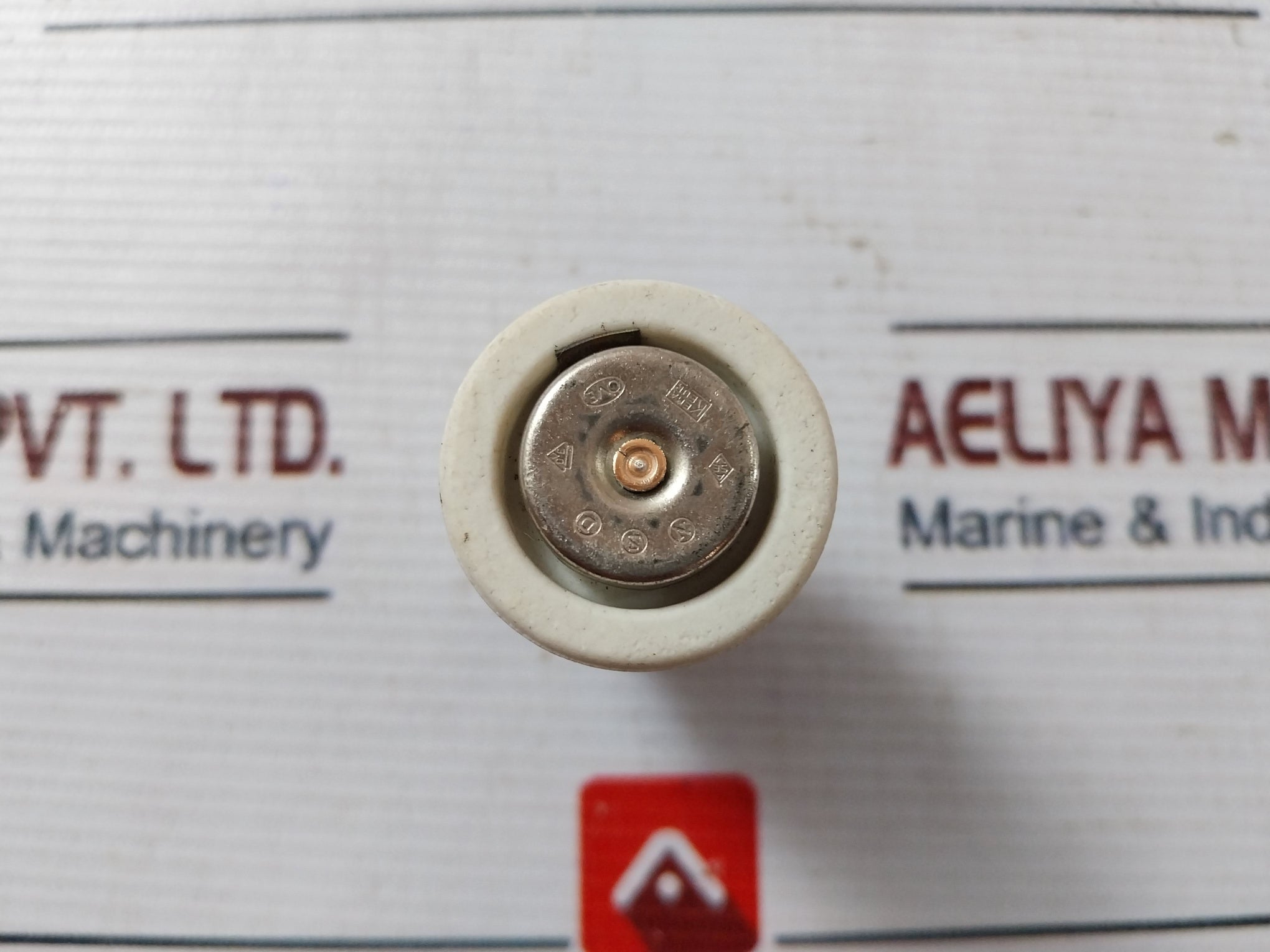 Lot Of 10X Ifo Electric 63/500 Ceramic Bottle Fuse