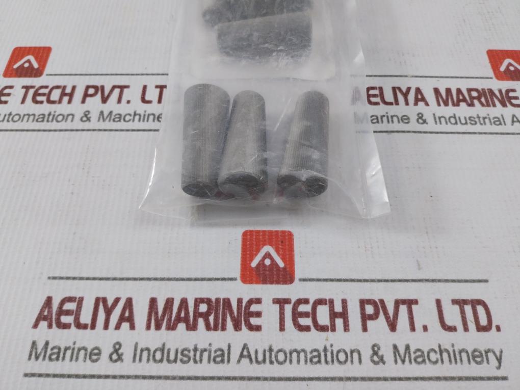 Lot Of 10X Thomas C. Wilson 220200000 Fiber Plug