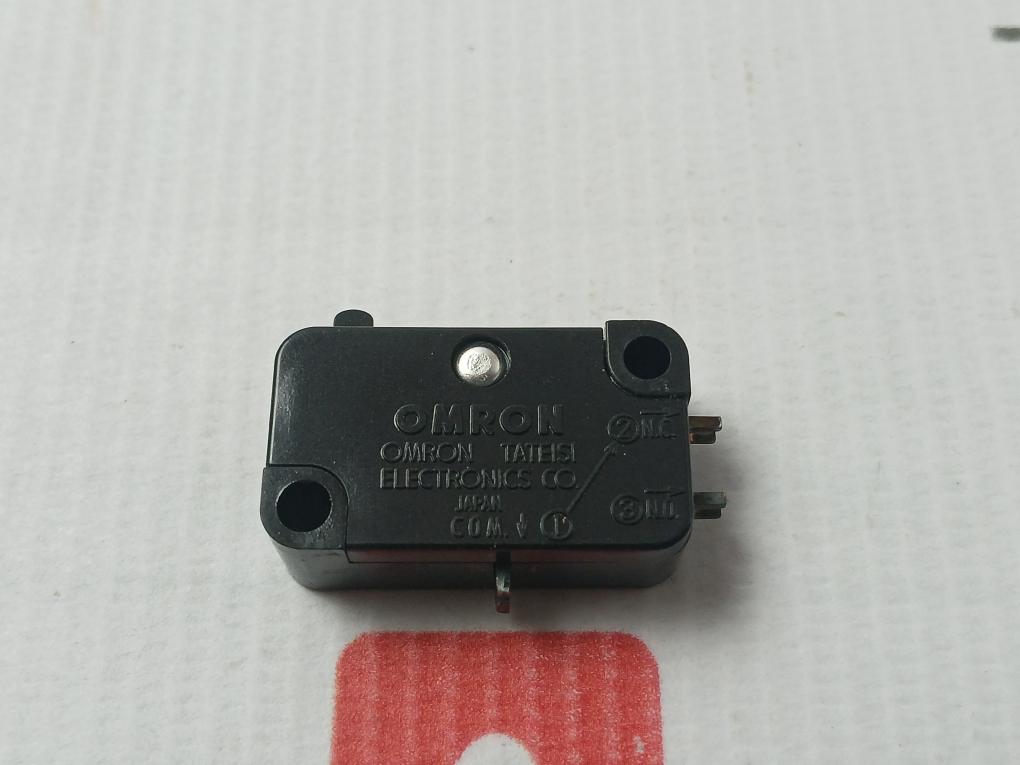 Lot of 2X OMRON V-15-1A2 Miniature Basic Switch