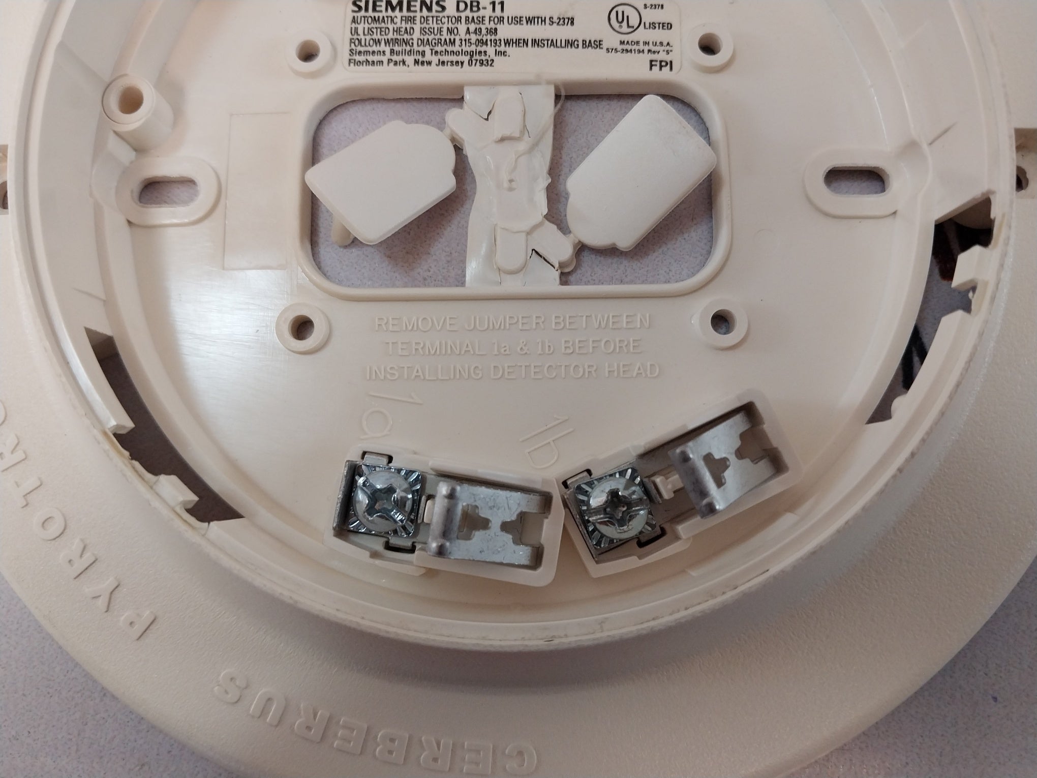 Lot of 2X Siemens Db-11 Automatic Fire Detector Base 575-294194