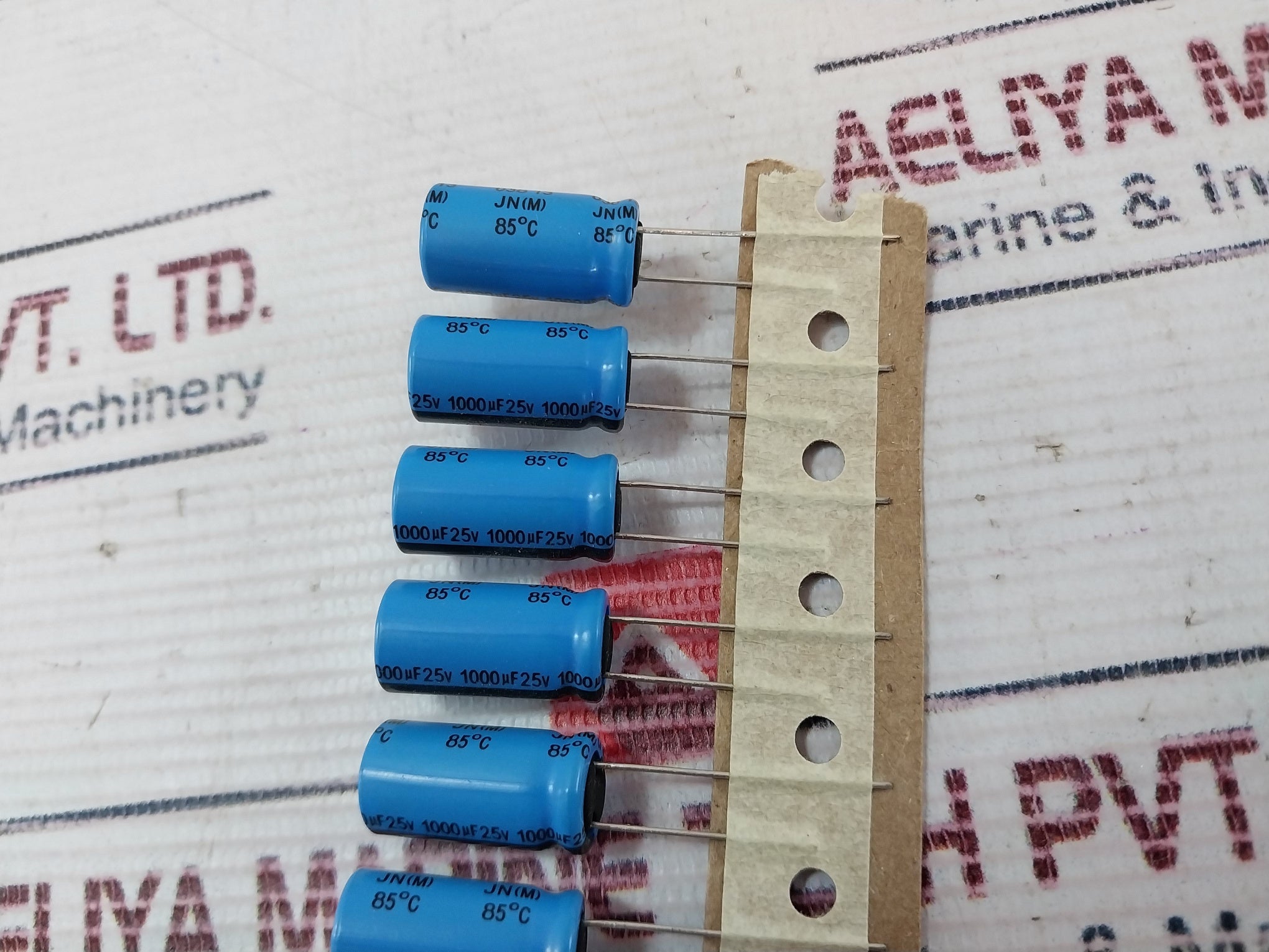 Lot of 50X Vishay 038 13 Electrolytic Capacitors H17C002493