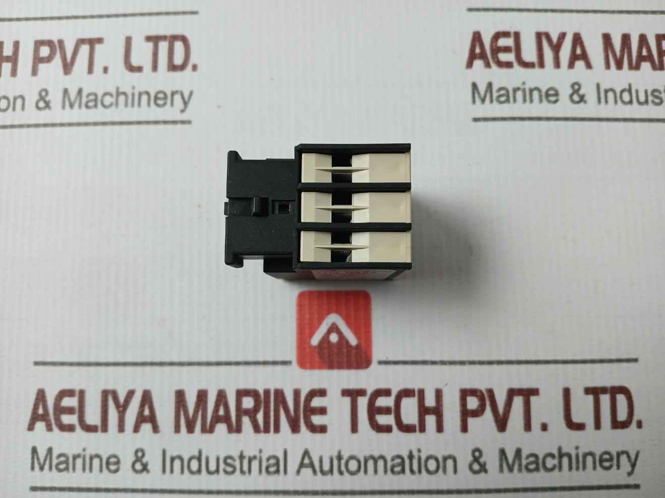 Lovato G484… Auxiliary Contact Block 10A 690V Ac A600