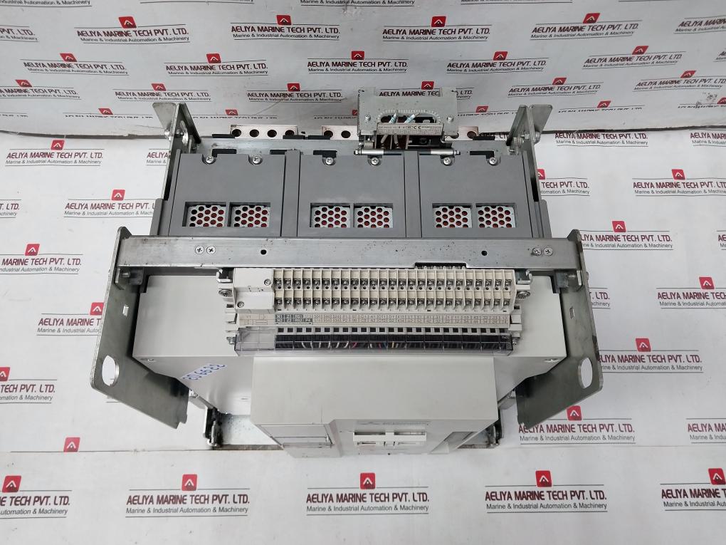 3P Low Voltage Air Circuit Breaker Ae2500-sw Mitsubishi 100-120Vac 50/60Hz