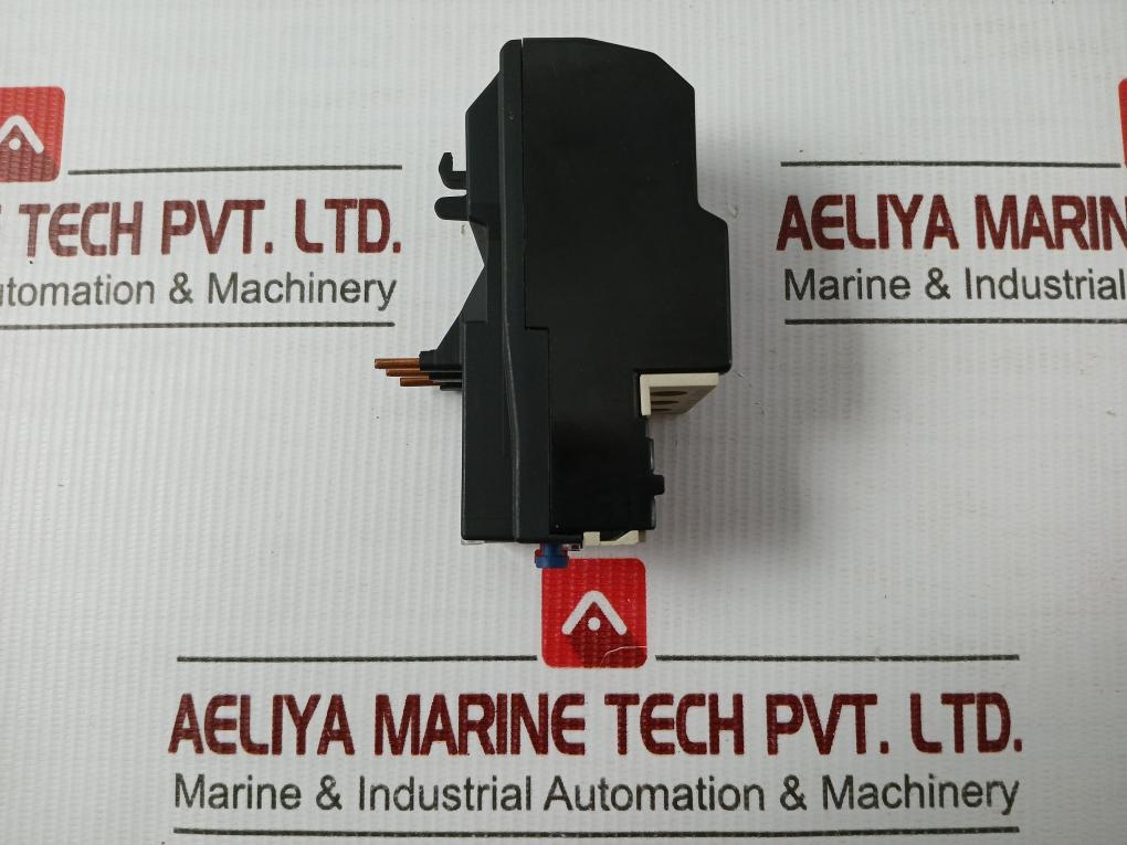 Lr2 D13 Telemecanique 750V/5A Thermal Overload Relay For Motor