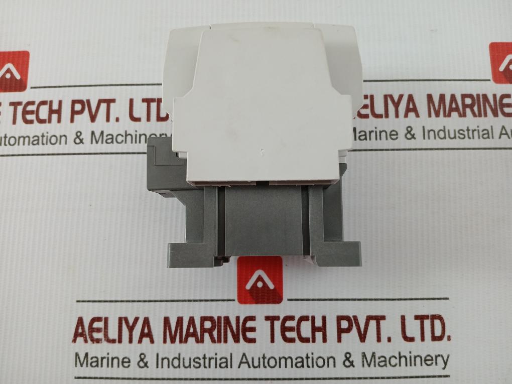 Magnetic Contactor 200V 50-60Hz Dong-a Dmc(D)40B 2A2B