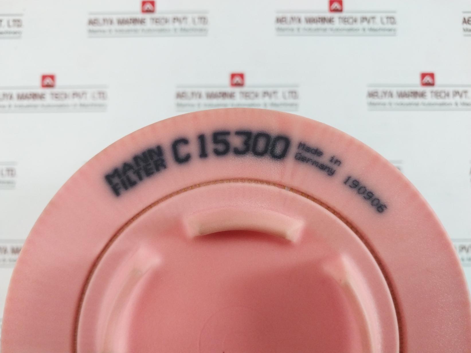 Mann C15300 Air Filter Element