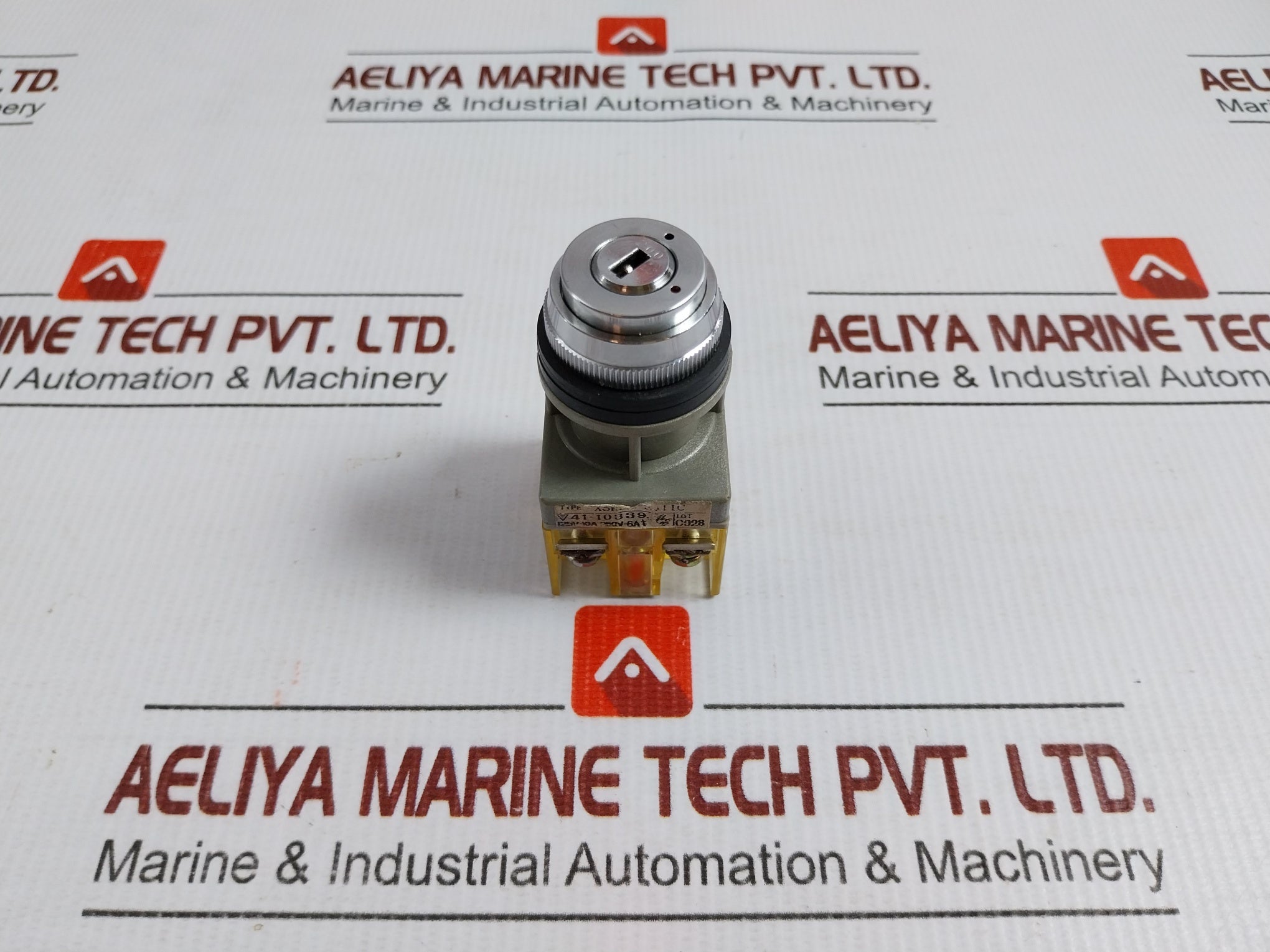 Maruyasu-Dengyo-Key-Selector-Switch-125v-10a-Xsk2r-2511c-4