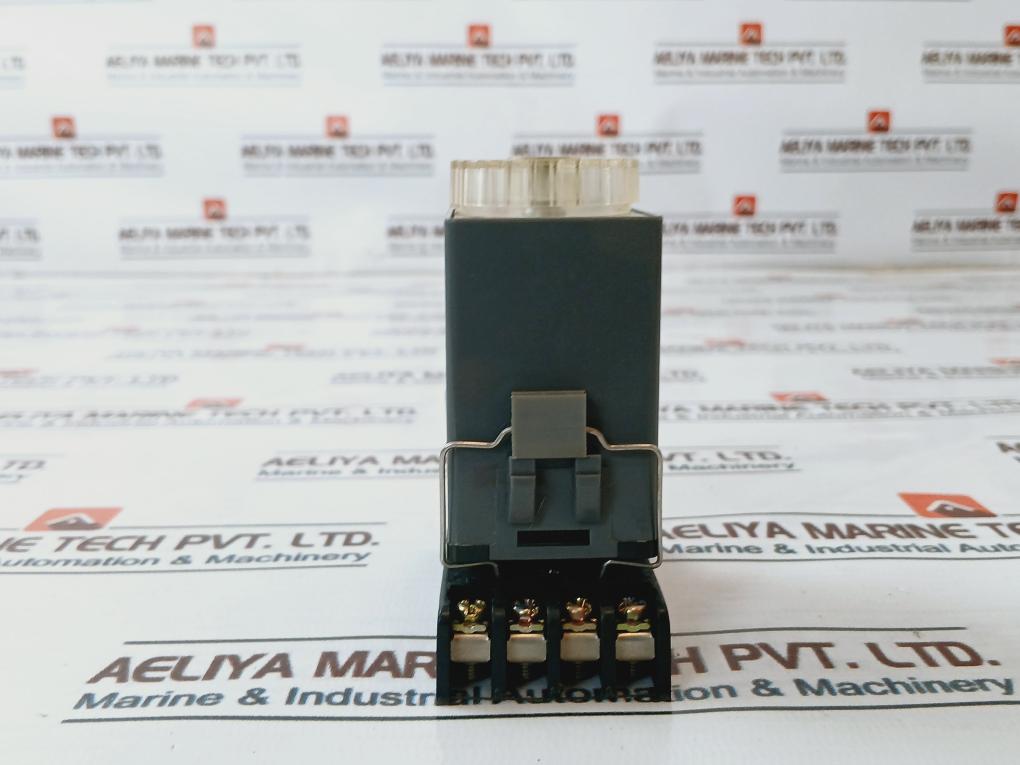 Matsushita Electric At4339 Pmh Timer With Base 0-30 Min 10A 250V Ac