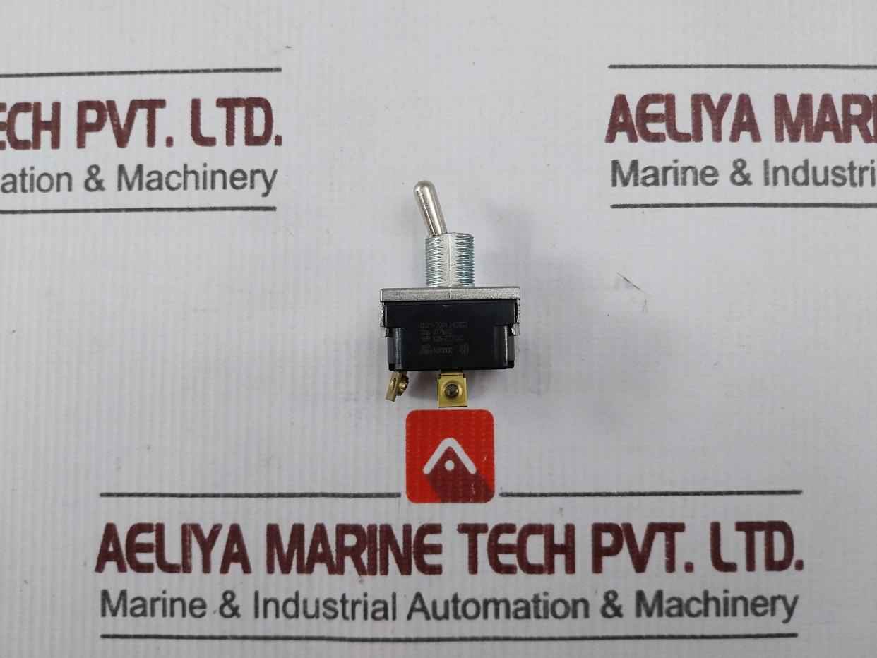 Mcgill 0121-7001 Toggle Switch 20A 277Vac 18602-0030