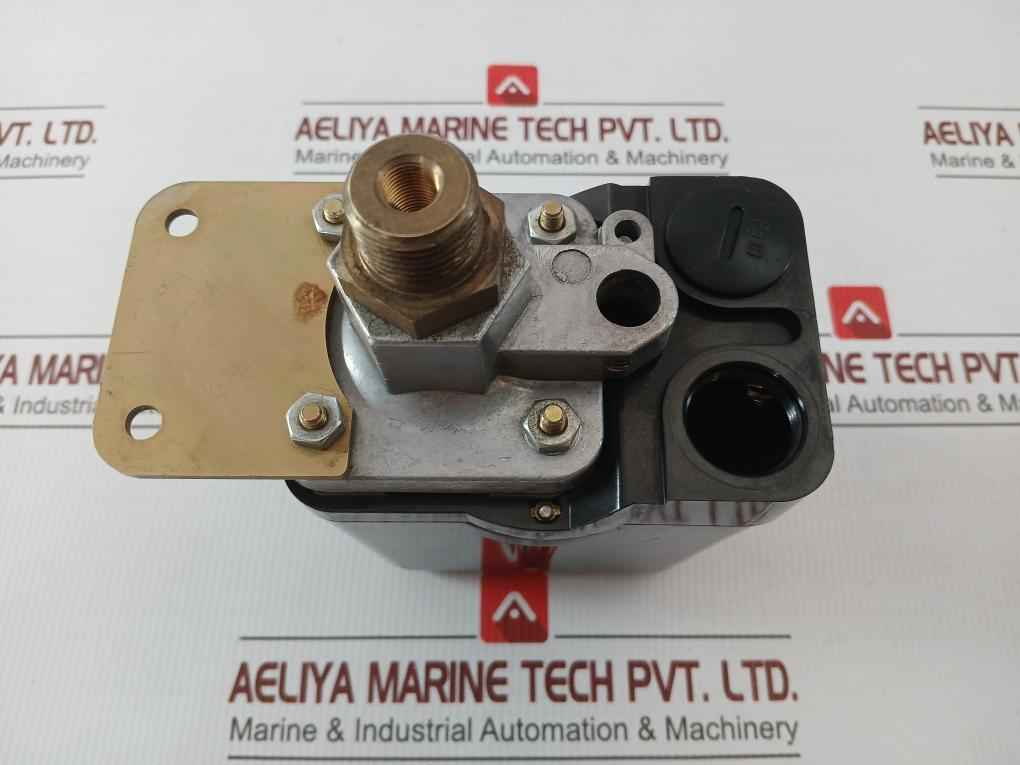 Mdr53/16 Pressure Switch 9.2 – 10.0 Bar 10A Condor