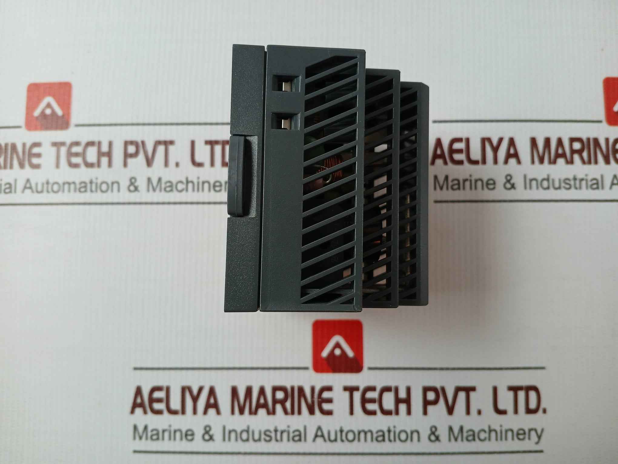 Mean Well Hdr-100-24 Rail Power Supply 100-240Vac 3.0A 50/60Hz 45°C