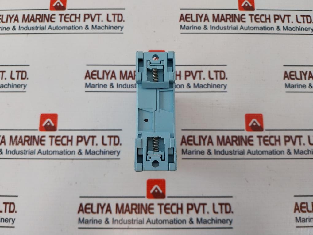 Measurement Technology MTL 3072 Temperature Converter Used