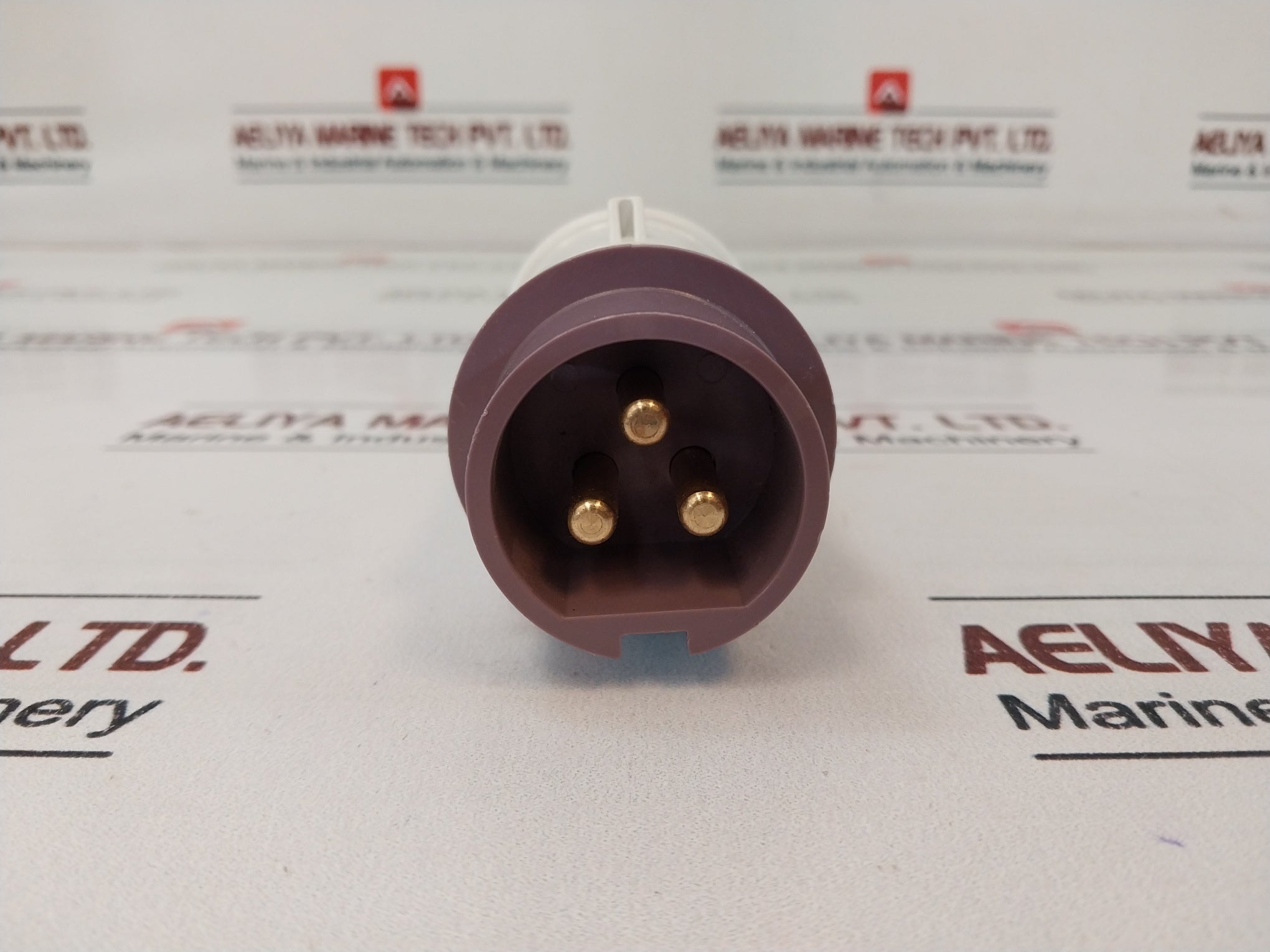 Mennekes 636A 3P Industrial Power Plug 16A-24V