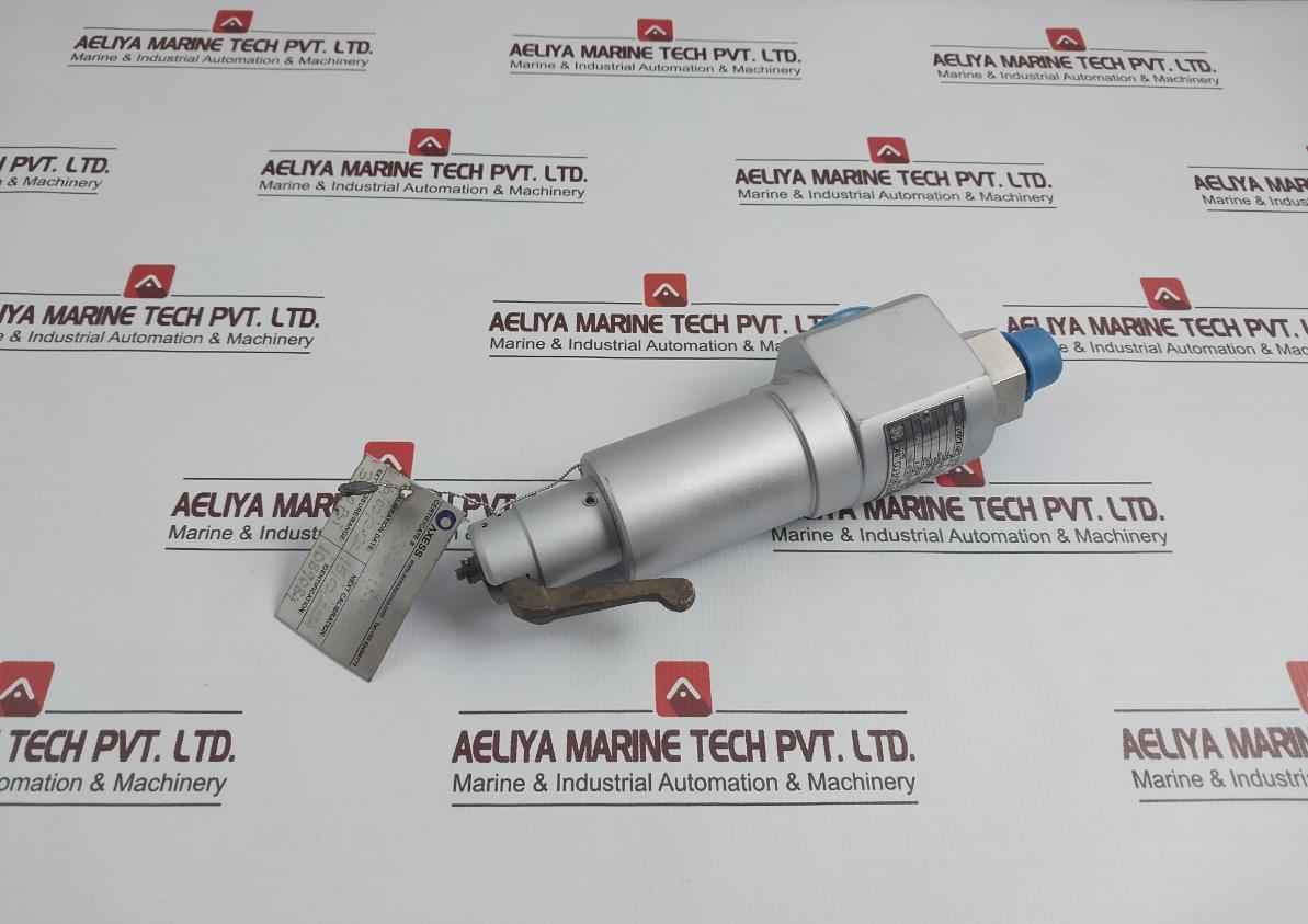 Mercer 91-m2D63P1641 Safety Relief Valve 3/4 In 3500 Psi 7070 Scfm