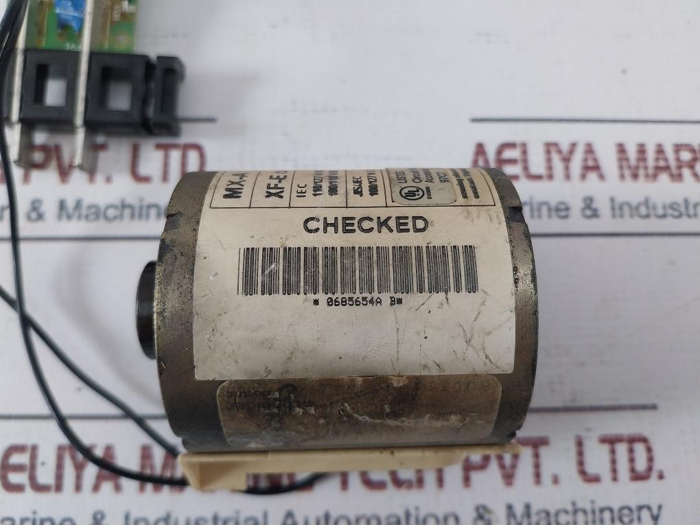 Merlin Gerin 685 654 Mx-a Shunt Trip Xf-e Closing Release Circuit Breaker 120-60Hz-20Va