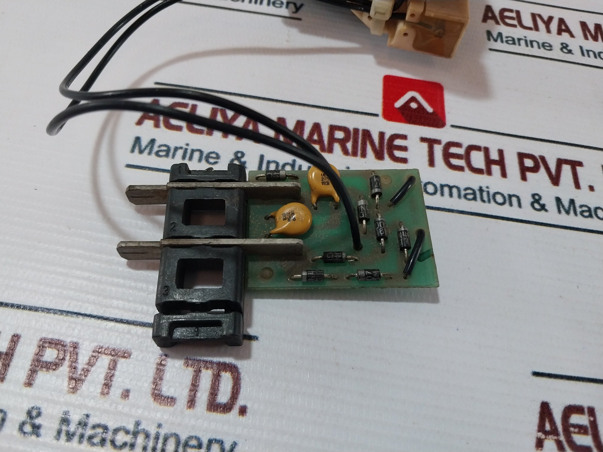 Merlin Gerin 685 654 Xf-e Closing Release Circuit Breaker Sga 97-41
