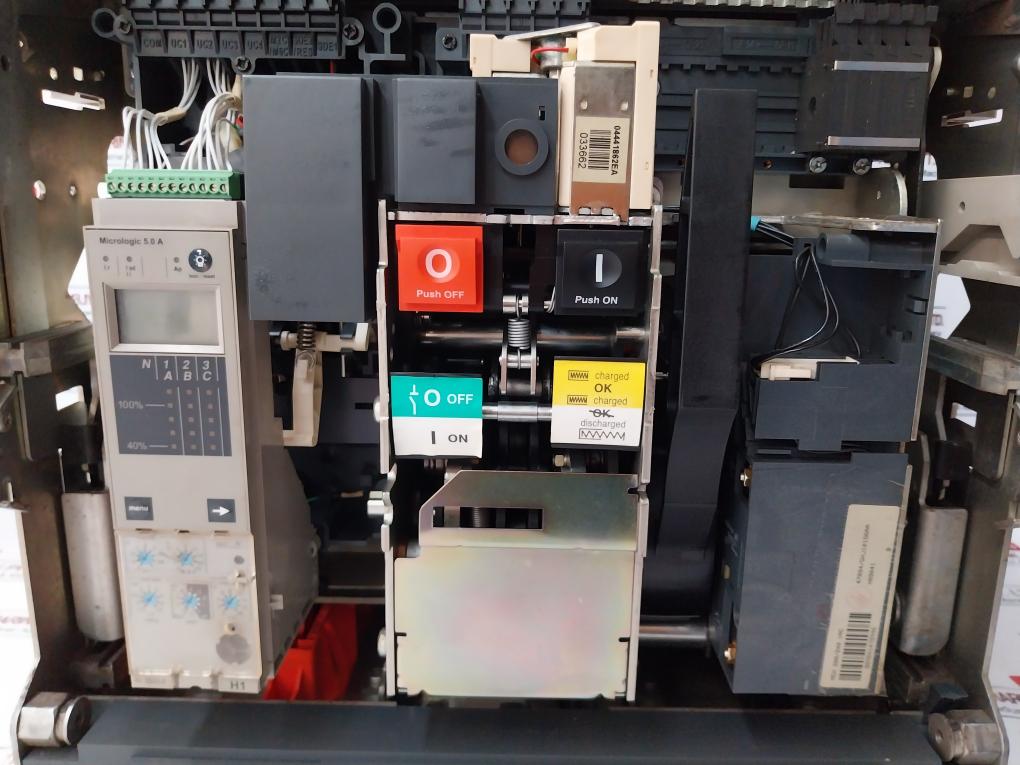 Merlin Gerin Masterpact Nw10 H1 Circuit Breaker 1000A Micrologic 5.0A 1000V