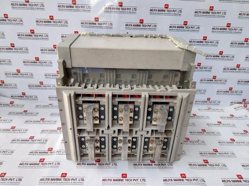 Merlin Gerin Masterpact Nw10 H1 Circuit Breaker 1000A Micrologic 5.0A 1000V