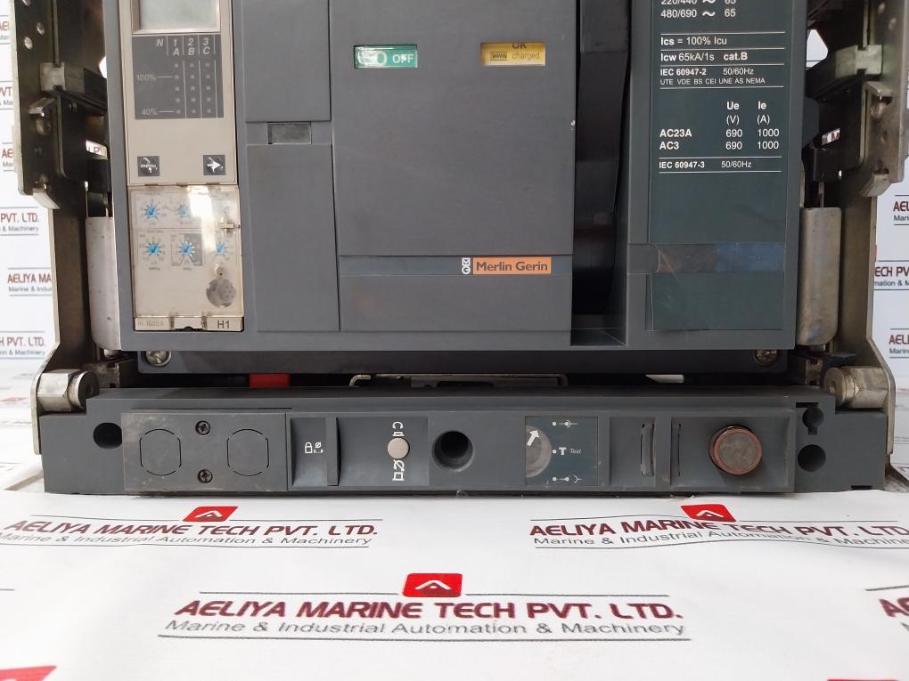 Merlin Gerin Masterpact Nw10 H1 Circuit Breaker 1000A Micrologic 5.0A 1000V