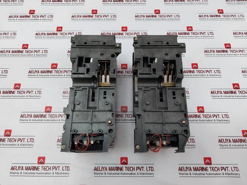 Merlin Gerin Str 38 S Circuit Breaker Trip Unit 24Vdc Supply