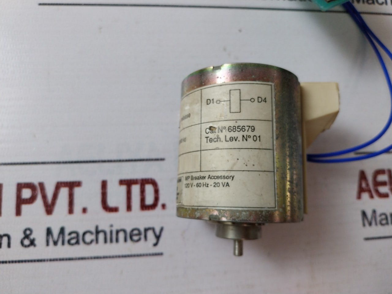 Merlin Gerin Mn-u 685679 Under Voltage Release 110/127 V Ac (50/60Hz)
