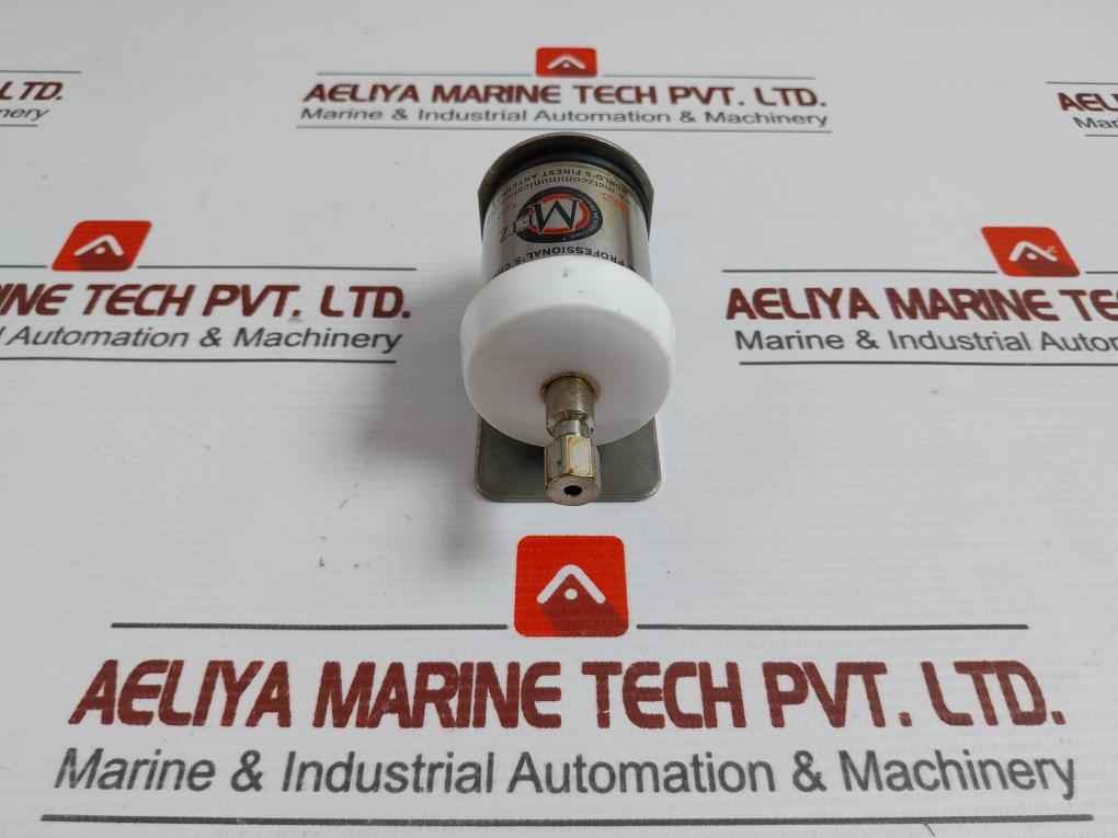 Metz New Condition Marine Antenna With Bracket Manta 6