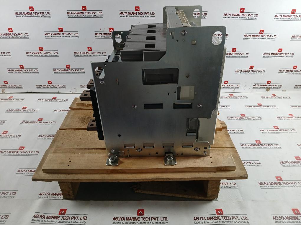 Mitsubishi-4-Pole-Air-Circuit-Breaker-50-60hz-1000a-Ae1000-Sw-16