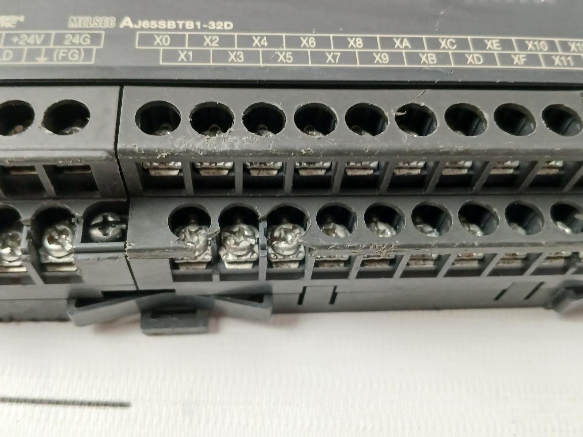 Mitsubishi Electric Aj65Sbtb1-32D Plc Cc-link Compact I/O