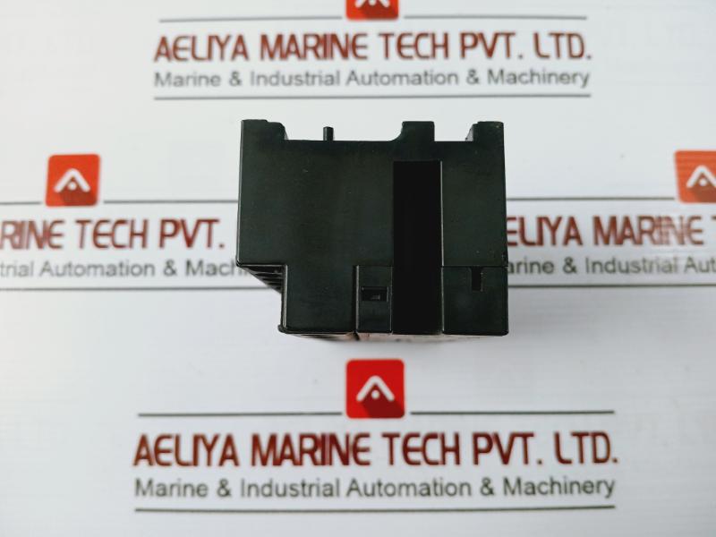Mitsubishi Electric Aj65Sbtb1-8T Cc-link Melsec Output Unit 24Vdc 35Ma Class 2