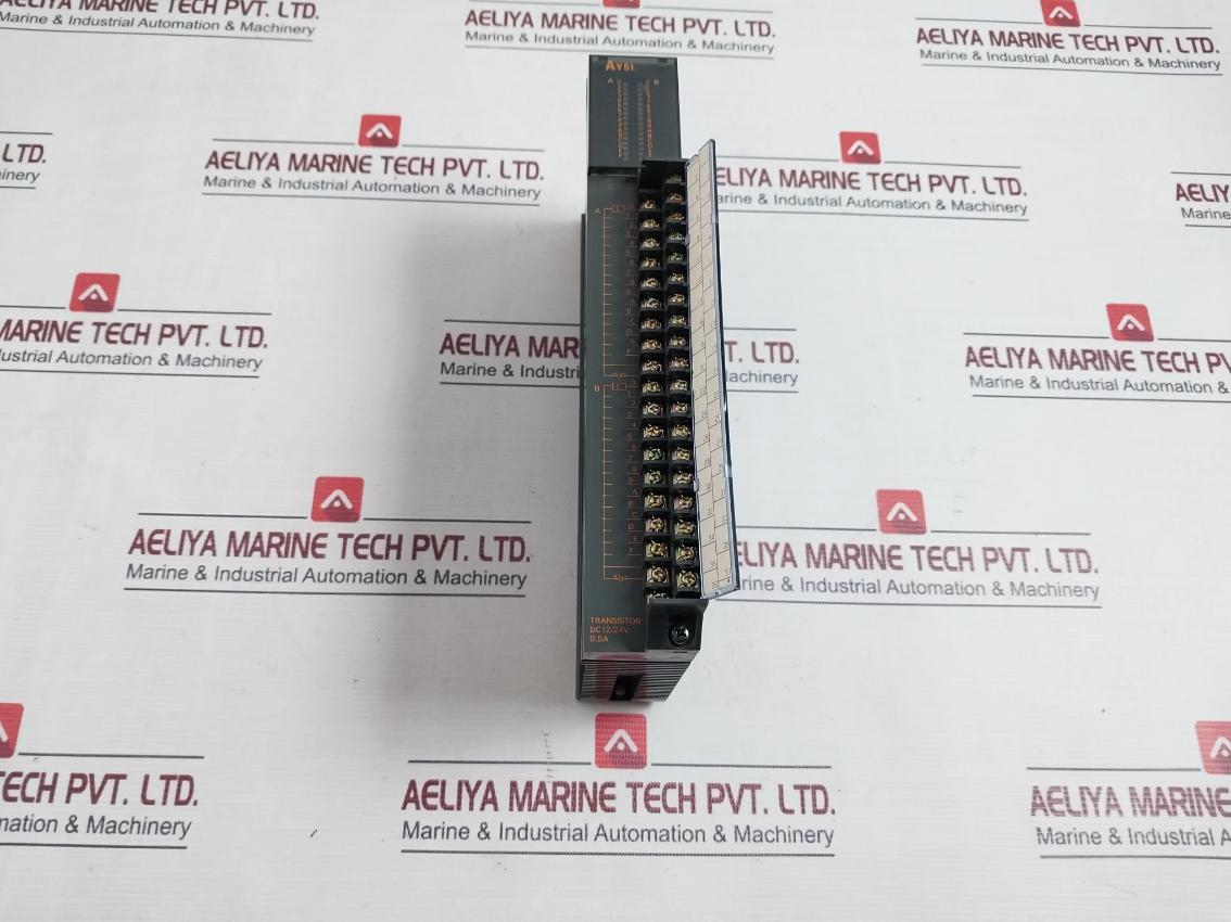 Mitsubishi Electric Ay51 Plc Digital Output Unit Module Dc12/24V 0.5A