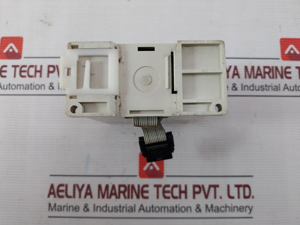 Mitsubishi Electric Fx2N-8Eyr Plc Digital I/O Module Dc30V/Ac250V 2A