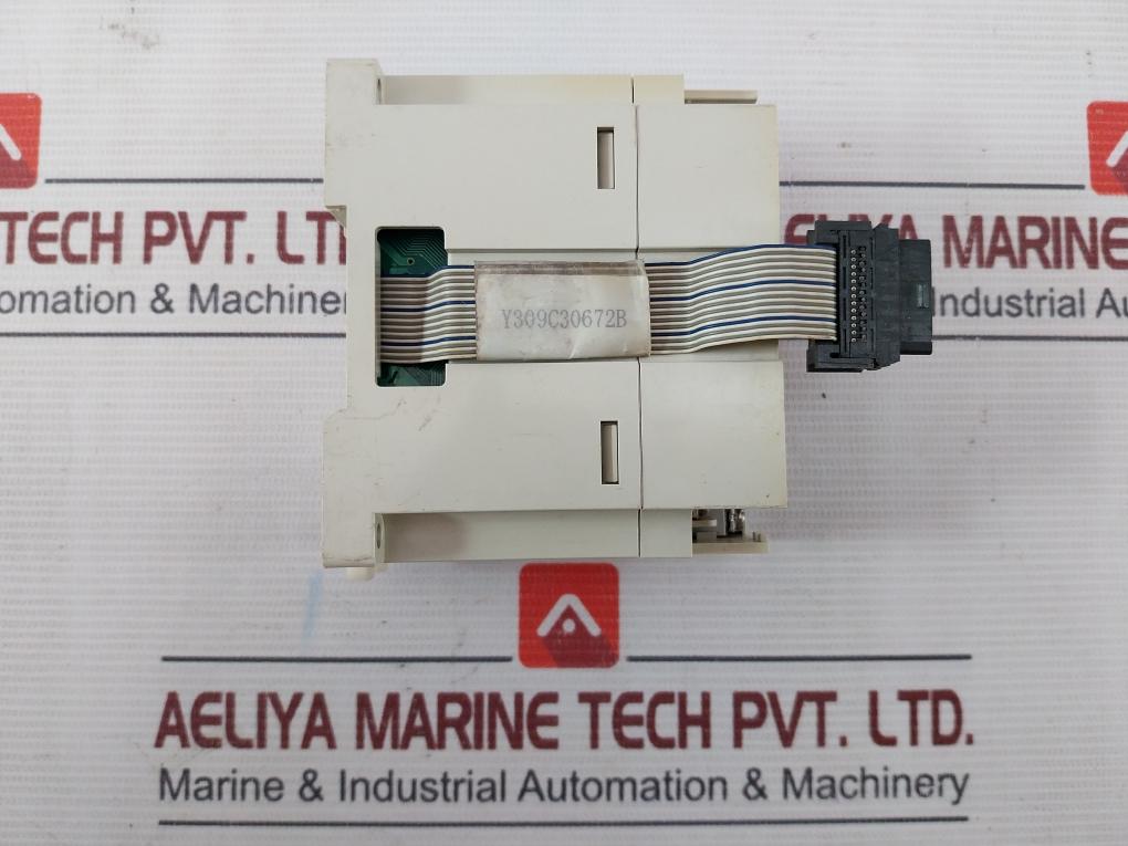 Mitsubishi Electric Fx2N-8Eyr Plc Digital I/O Module Dc30V/Ac250V 2A