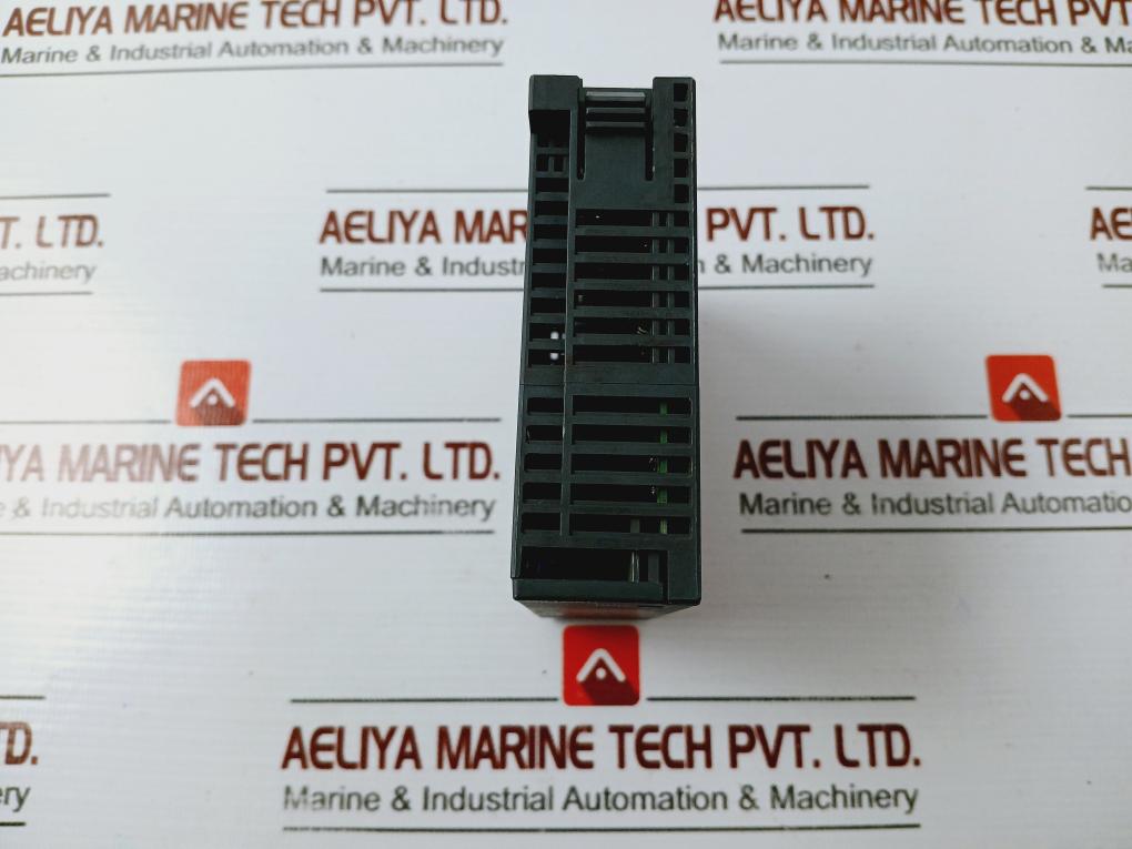 Mitsubishi Electric Q01cpu Cpu Unit Melsec-q 14k Step 5vdc 0.27a