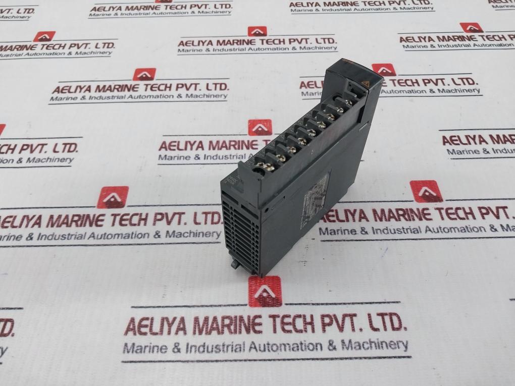 Mitsubishi Electric Qy10 Plc Q Series Output Module 24Vdc 2A