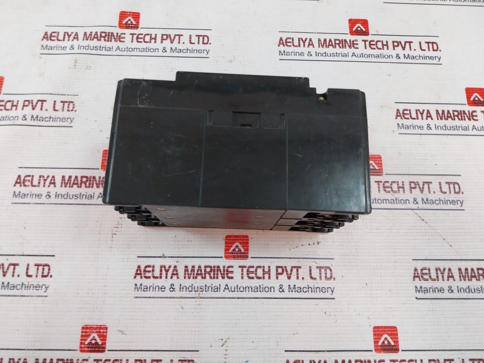 Mitsubishi Nf100-sh No-fuse Breaker 3 Pole, 30 Amp 660V Nk 86T205