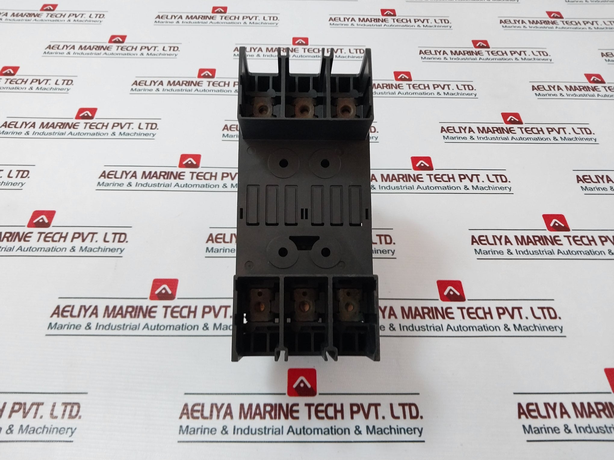 Mitsubishi Nf63-sv 3 Pole Circuit Breaker 60A Ac200V 14Ka